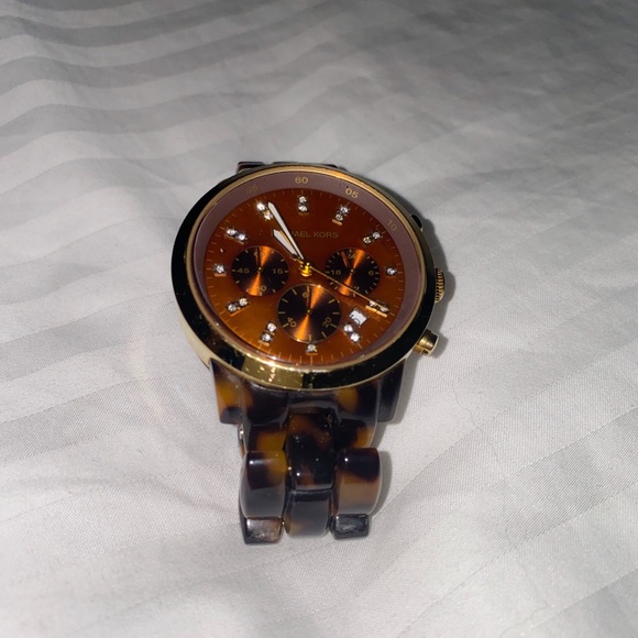 Michael Kors turtleshell watch - Picture 5 of 11